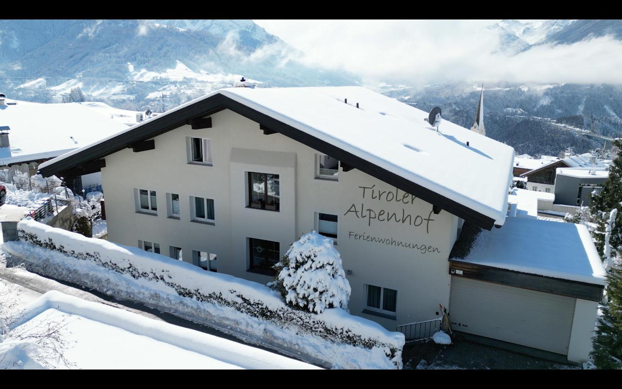 Ferienwohnungen Tiroler Alpenhof Innsbruck Zewnętrze zdjęcie